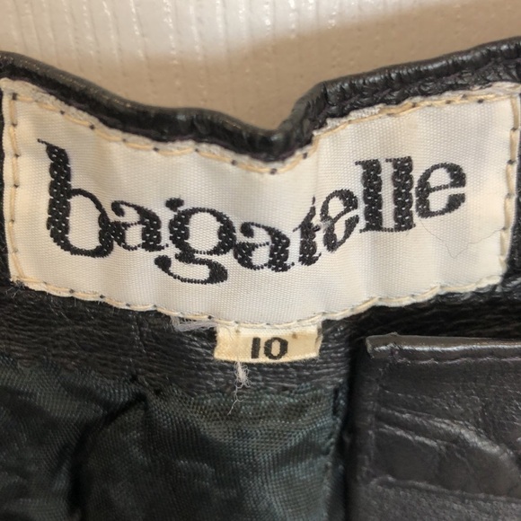 leather pants trouser style with pleats and pockets. Fully lined - Picture 8 of 8